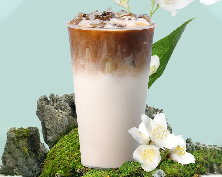 霸王茶姬奶茶加盟费用多少钱，2025年加盟费用明细及加盟优势解析
